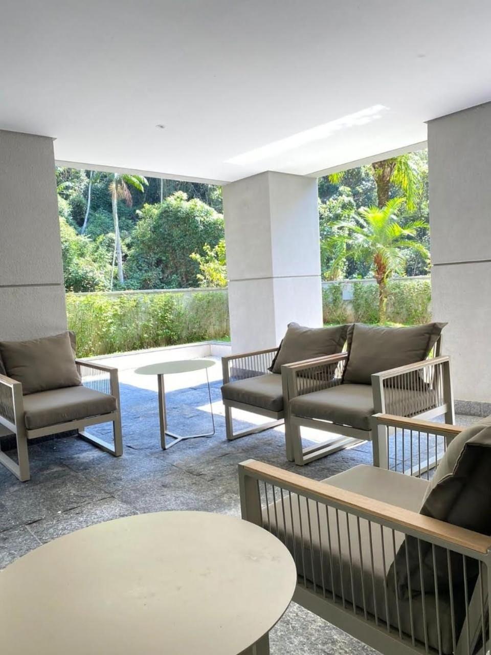 Aconchegante E Moderno Apartamento Pertissimo Da Praia Ubatuba Exterior foto